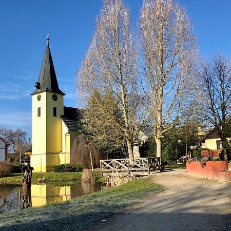 Na Mandlu Hotel Drmoul Bagian luar foto
