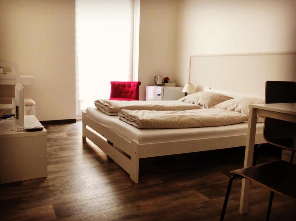 Na Mandlu Hotel Drmoul Bagian luar foto