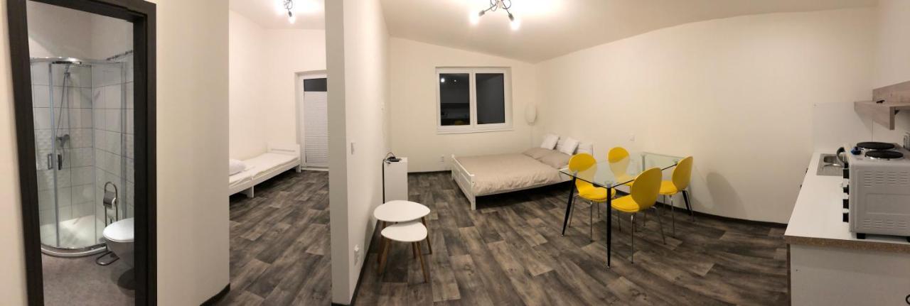 Na Mandlu Hotel Drmoul Bagian luar foto